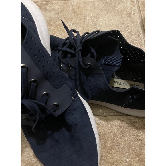 Steve Madden Blue Chyll Perforated Suede Low Lace Up Sz 12 - Picture 4 of 8